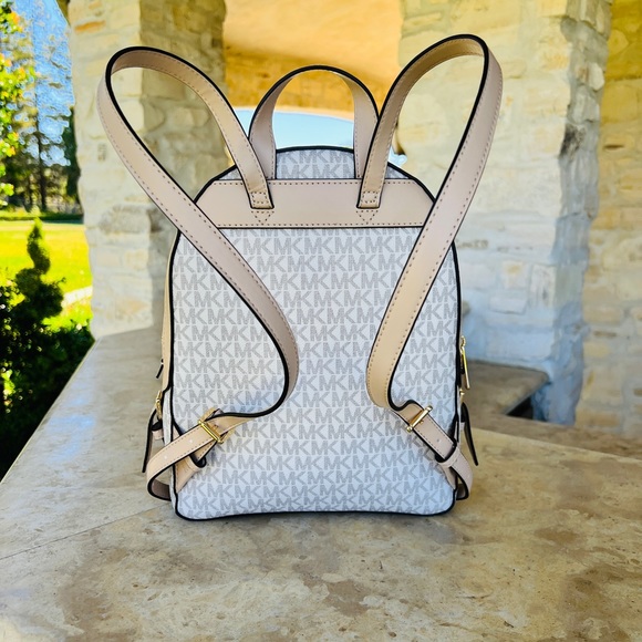Michael Kors Jaycee Signature backpack&wallet buff NWT - Picture 5 of 15